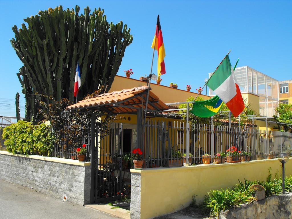 Domus Felix Bed & Breakfast Ерколано Екстериор снимка