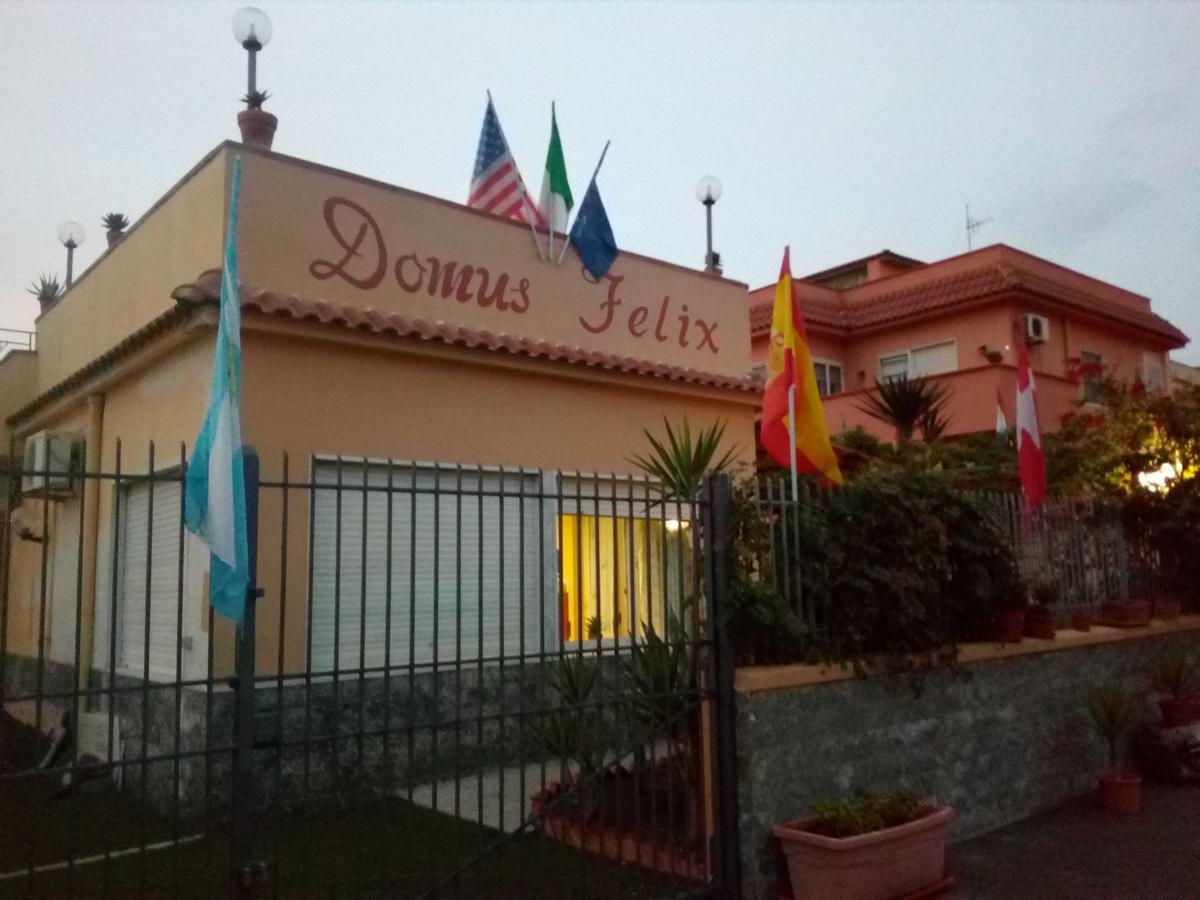 Domus Felix Bed & Breakfast Ерколано Екстериор снимка